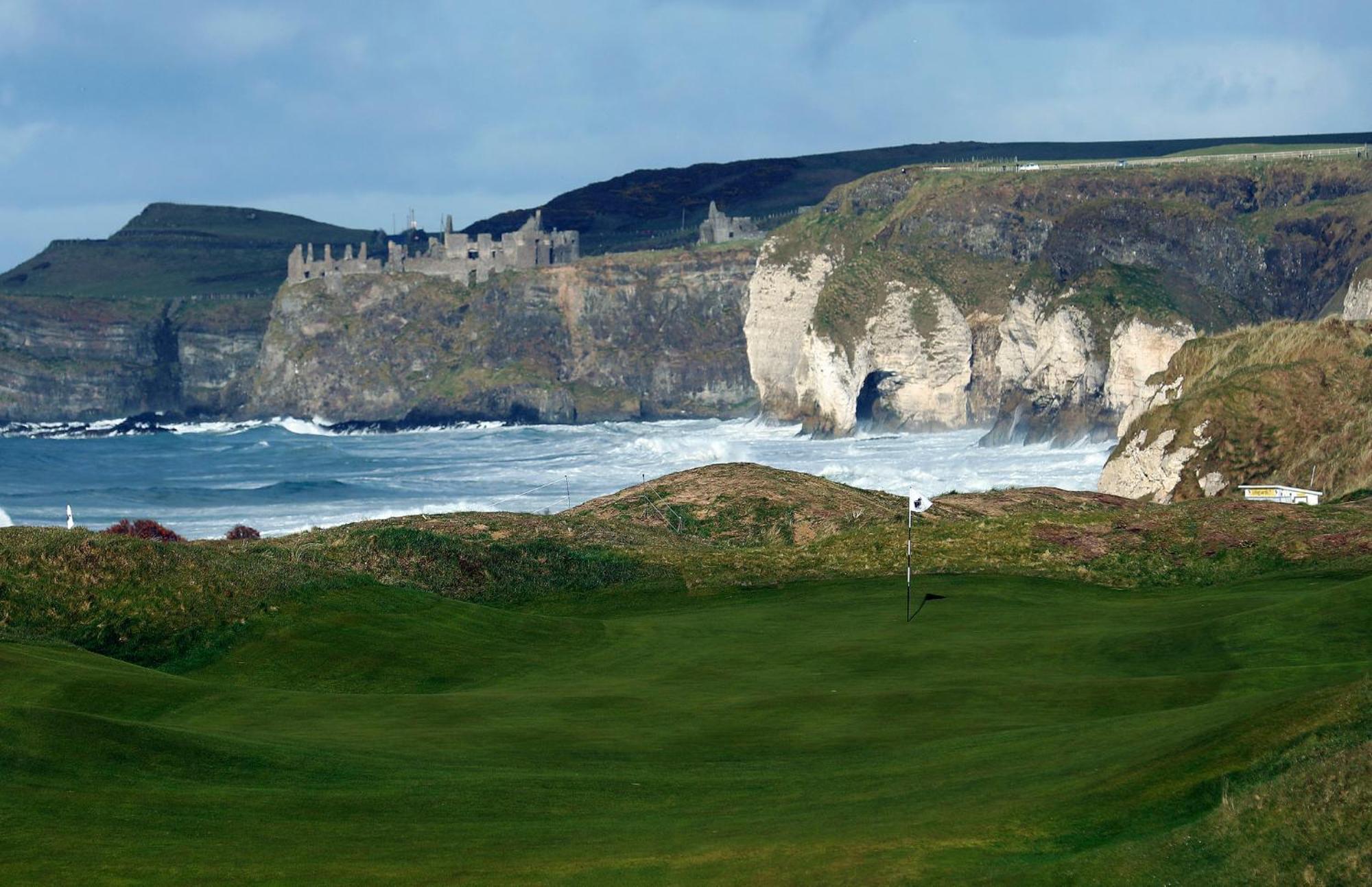 1 Dunluce Park - Portrush By The Sea Apartment Екстериор снимка
