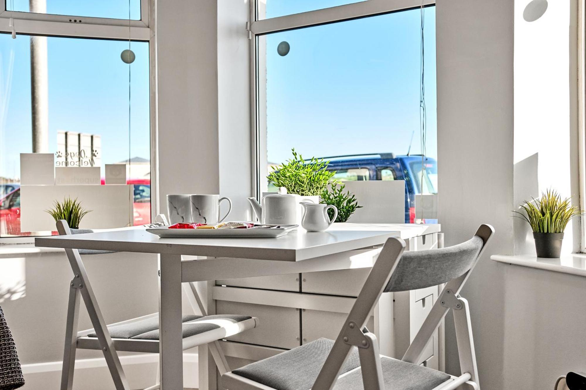 1 Dunluce Park - Portrush By The Sea Apartment Екстериор снимка