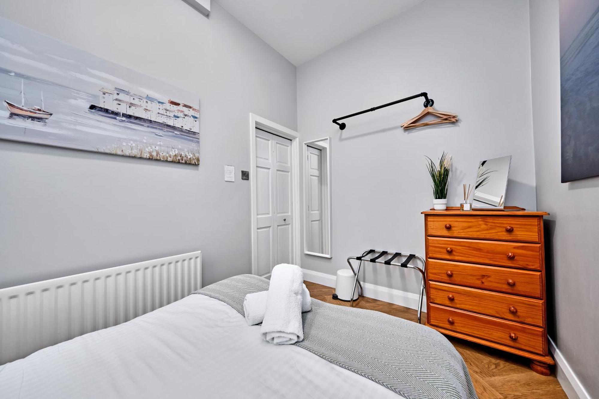 1 Dunluce Park - Portrush By The Sea Apartment Екстериор снимка
